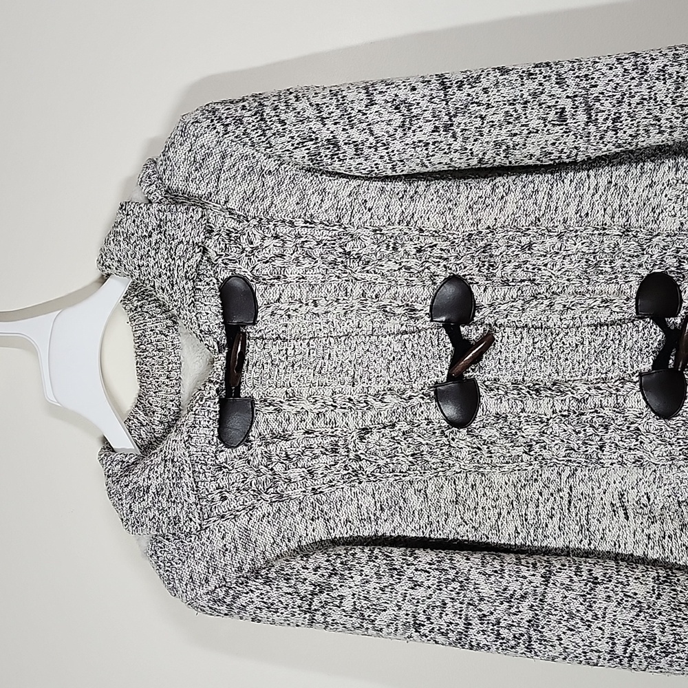 Sherpa lined heathered chunky knit hooded sweater toggle closure Womens medium. - Picture 2 of 9